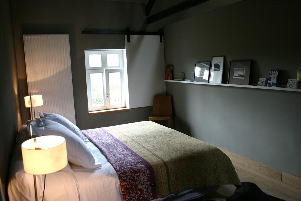 Aische-en-Refail B&B La Chambre D'A Cote الغرفة الصورة